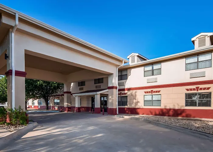 Best Western Inn & Suites