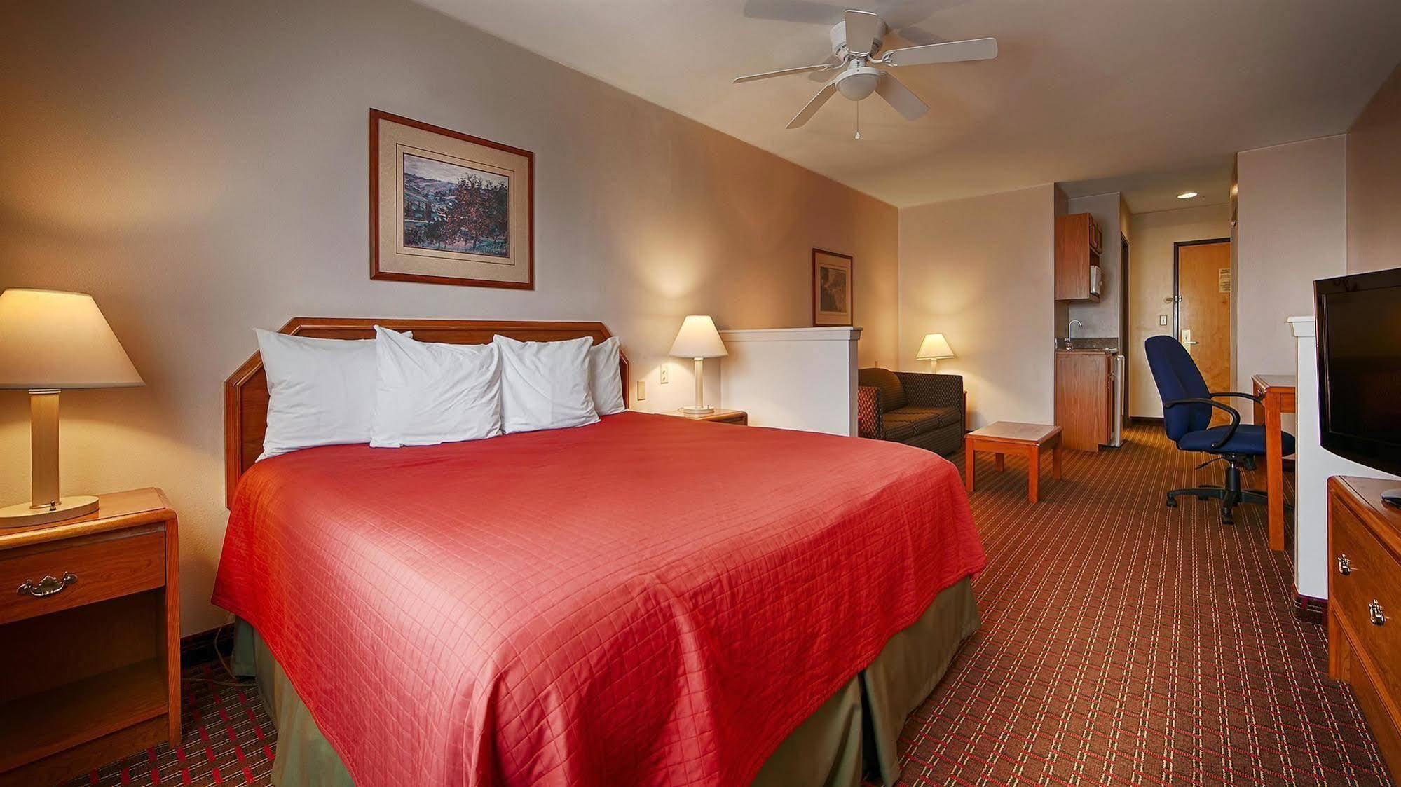 Hotel Western & 3*